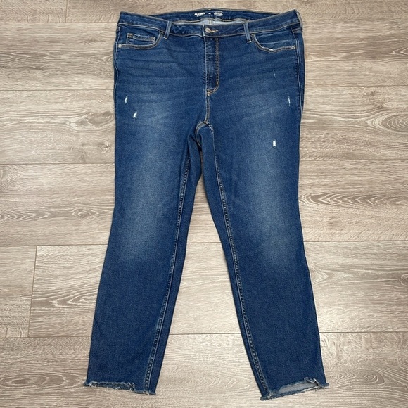 Old Navy Extra High Rise Rockstar Super Skinny Secret Smooth Pockets Frayed Hem - Picture 7 of 16